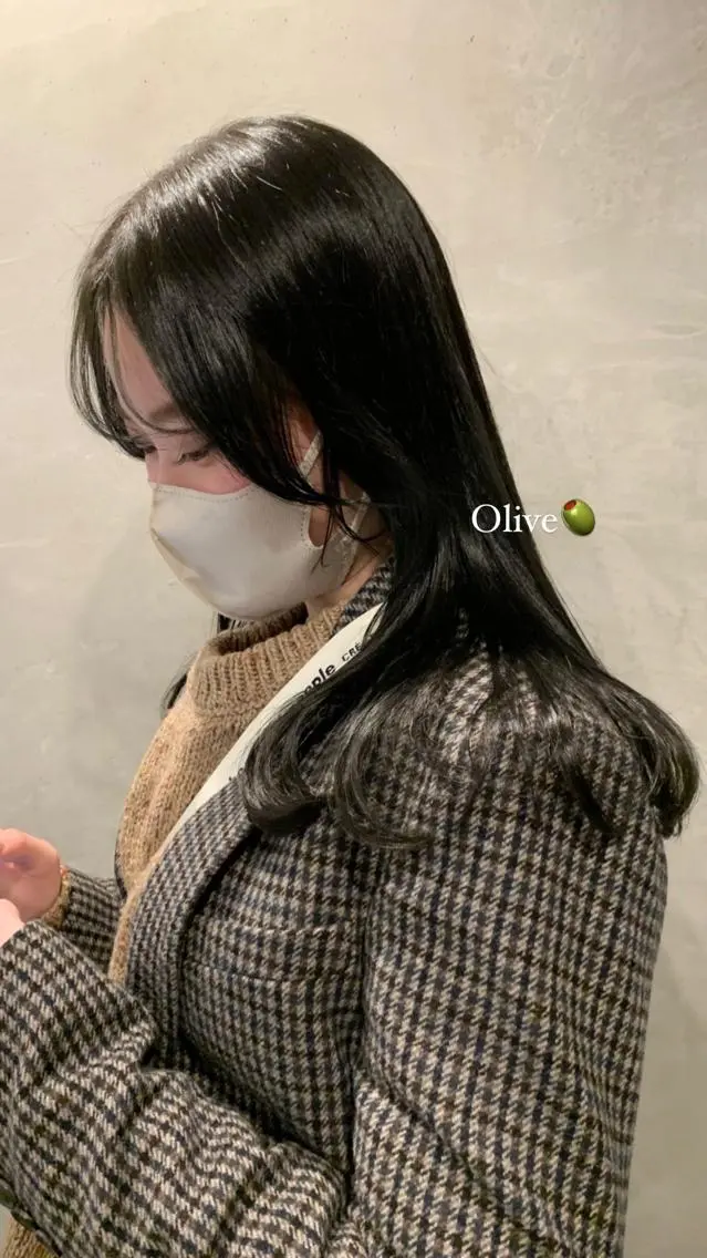 ロング カラー メンズ 透明感カラー 落合希 Olivebeigeのヘアスタイル