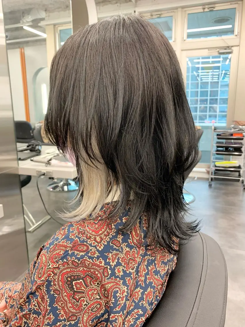 ミディアム カラー ブリーチ 透明感カラー ダブルカラー イヤリングカラー ハイライトカラー 店長担当🌟 矢吹ガブリエル🌟のヘアスタイル
