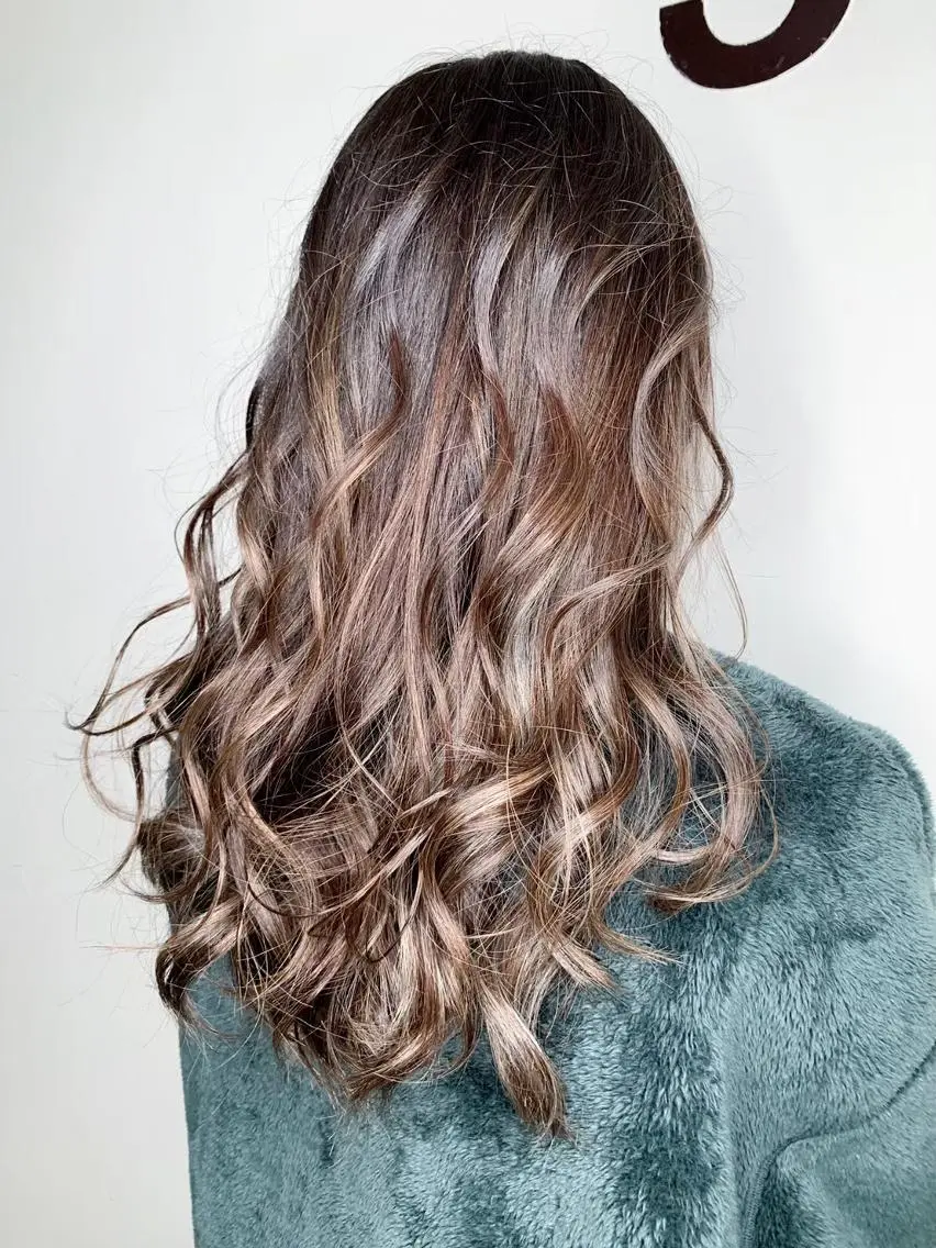 セミロング カラー パーマ ヘアアレンジ メンズ キッズ ネイル マツエク・マツパ 学生(メンズ向け) 学生 ヘアカラー 新宿駅近♡友達とOK 🦋W -ワット -のヘアスタイル