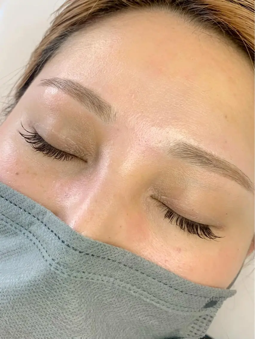 マツエク・マツパ アイブロウ 眉毛ワックス脱毛 目尻長め MISEREL岡崎店 Ayaのエステ・リラクイメージ
