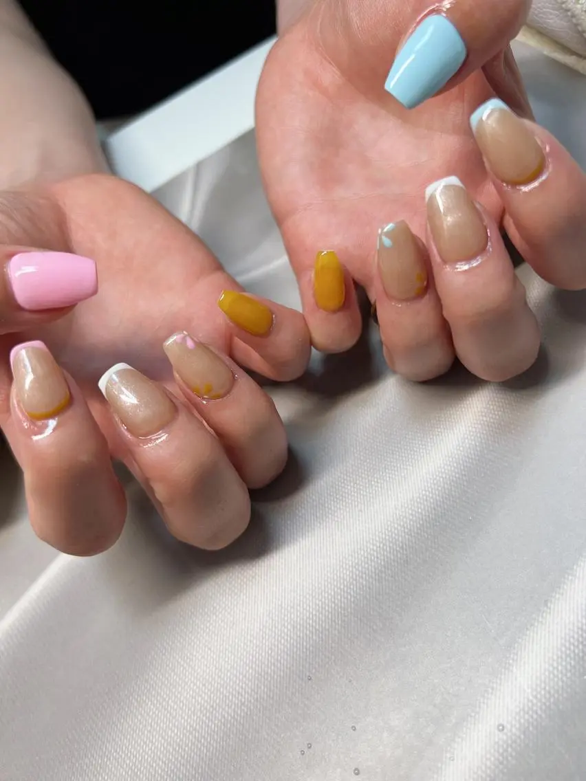 ネイル フラワーネイル フレンチネイル coco nailのネイルデザイン