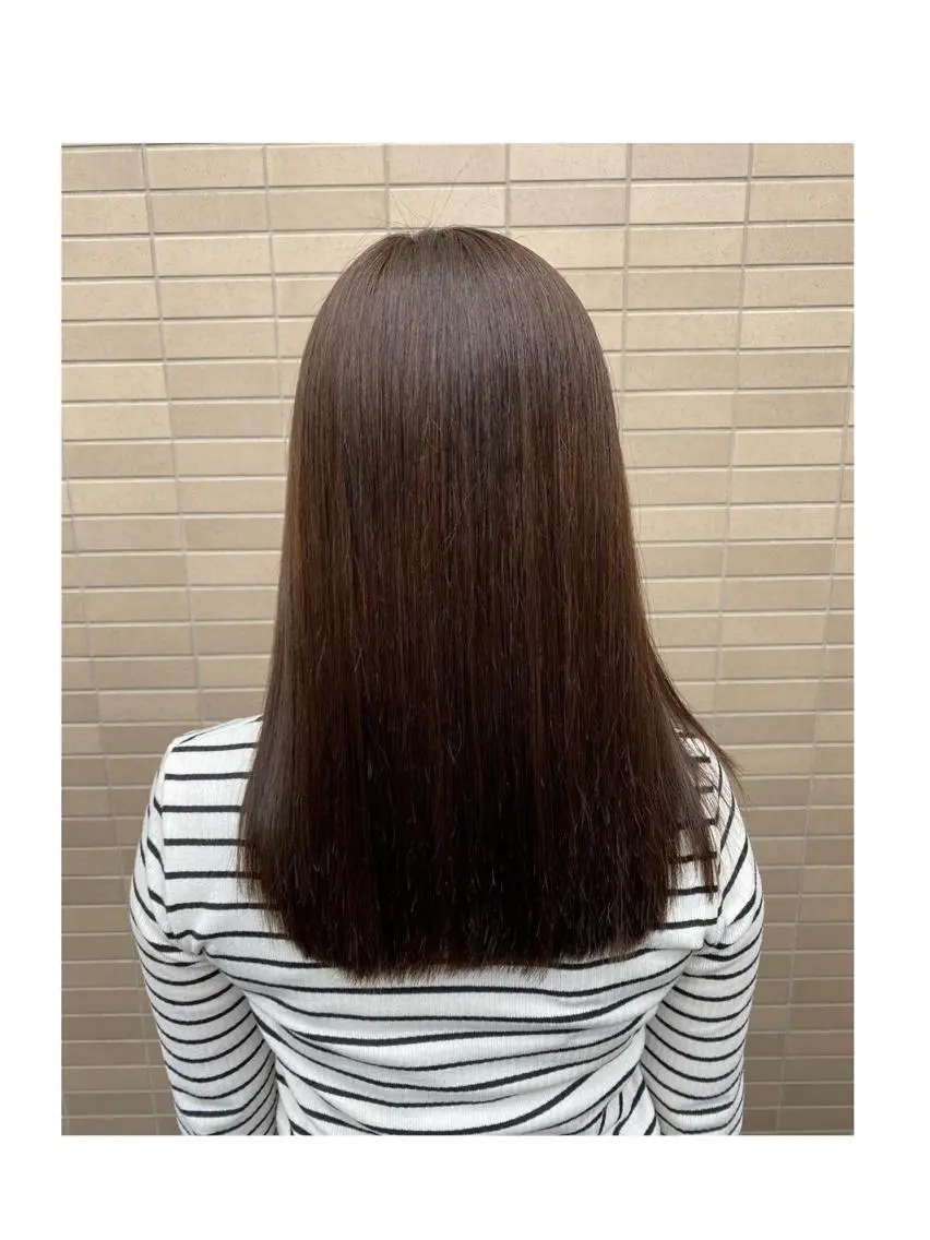 ロング カラー 冨士 美織のヘアスタイル