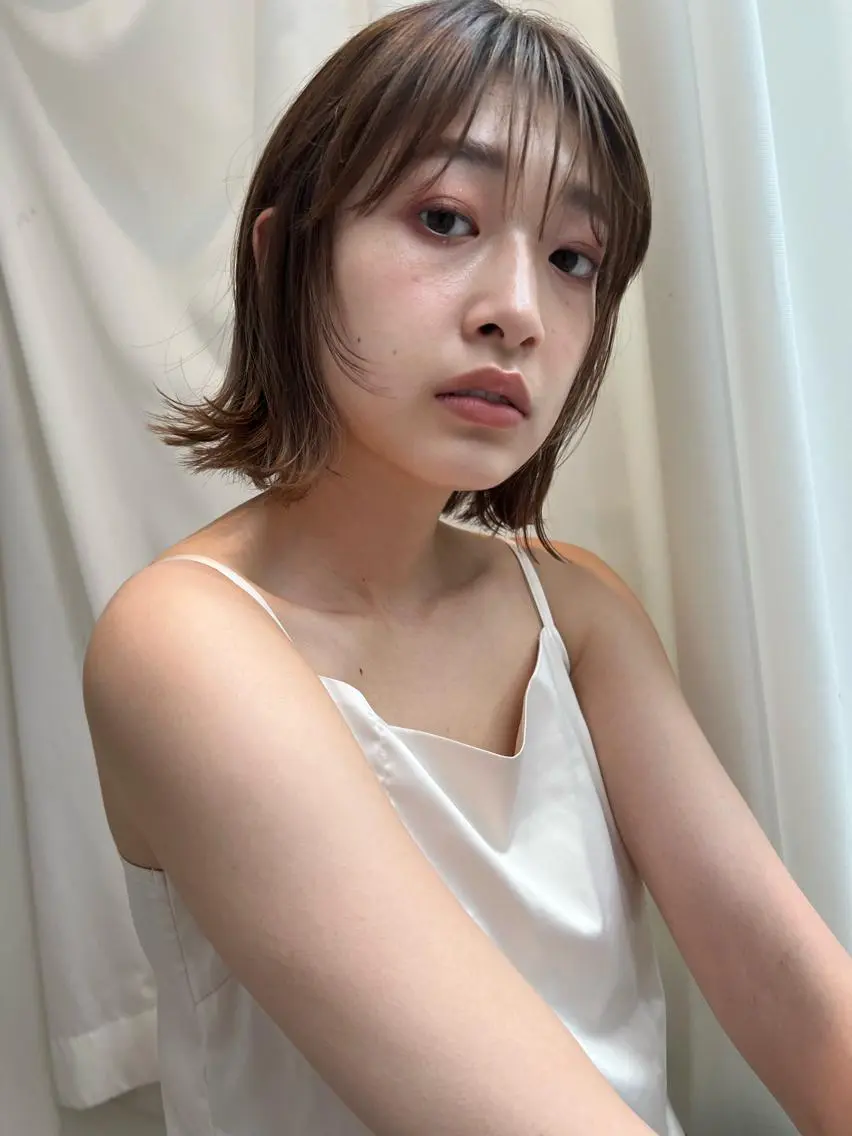 ショート カラー 透明感カラー 韓国風ヘア カット ヘアカラー トリートメント レイヤー専門家 ダブルカラー修のヘアスタイル