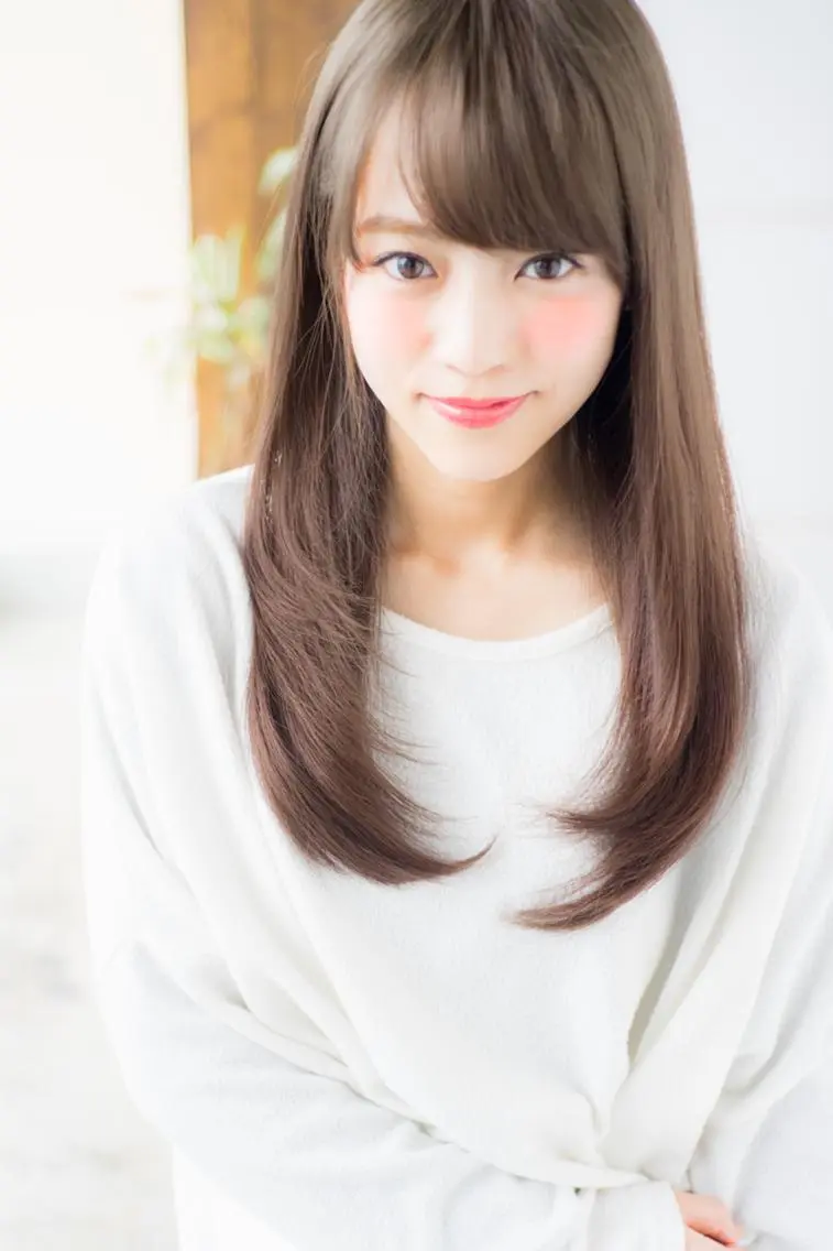 ロング おしゃれ染めで白髪を 染める/山口玲緒奈のヘアスタイル