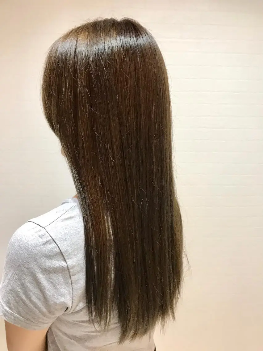 カラー イルミナカラー カット ヘアカラー トリートメント 💜ツヤヘアケア🩷 サトウシュンスケのヘアスタイル