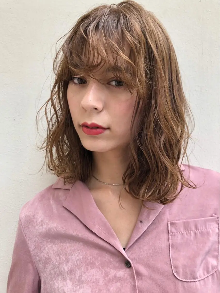 ミディアム ヘアカラー トリートメント 🎊LUK🎊_公 式_🩵髪質改善🩵のヘアスタイル