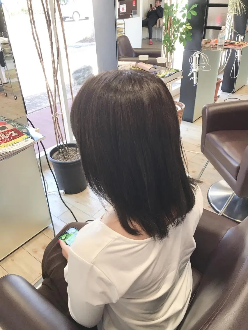 ミディアム カラー 野崎 勝嗣のヘアスタイル