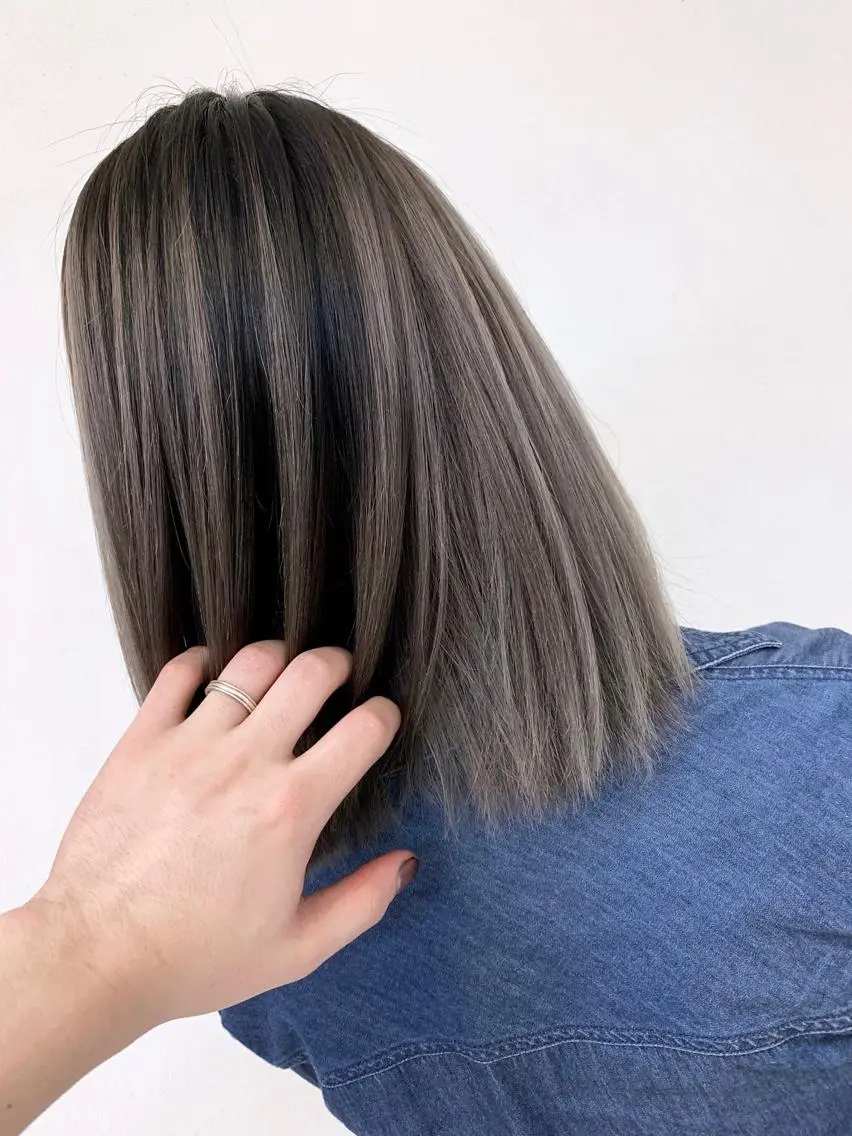 ミディアム 穐田 司樹のヘアスタイル