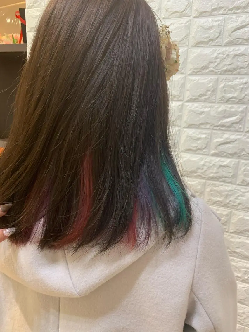 セミロング ヘアカラー 福森 みずきのヘアスタイル