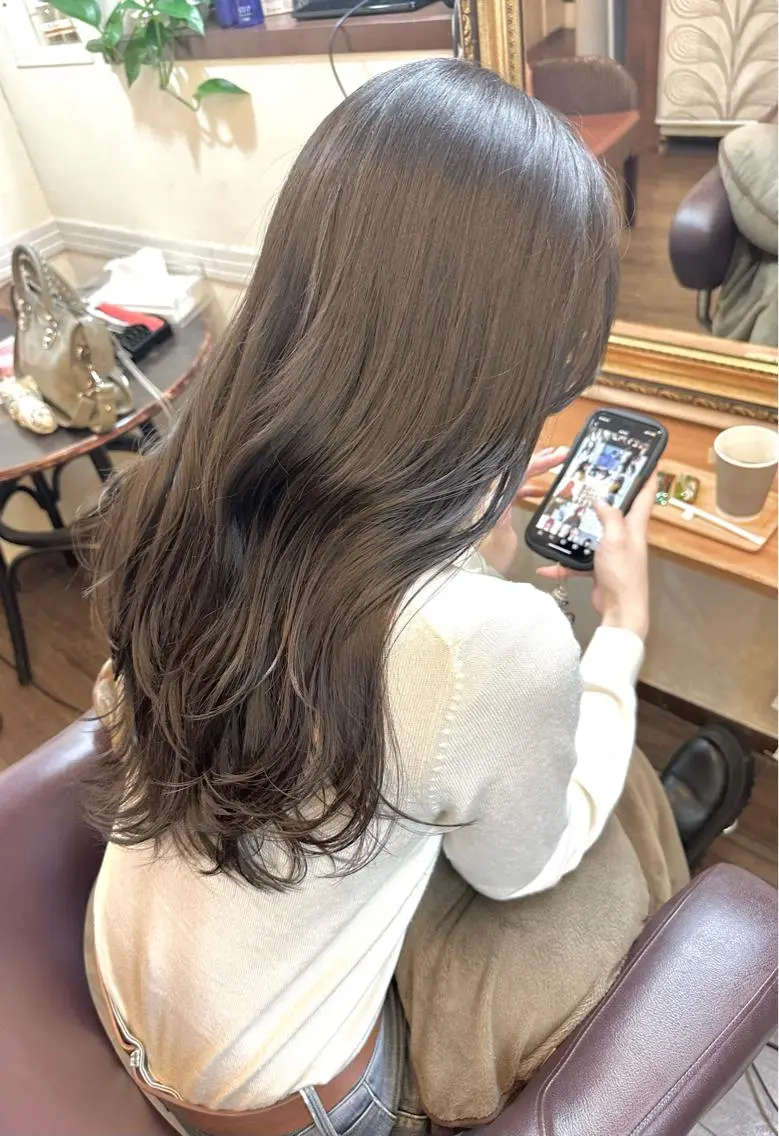 ロング カラー ヘアカラー 🌱ケミカル美容師 未来を綺麗に🌱優吾のヘアスタイル