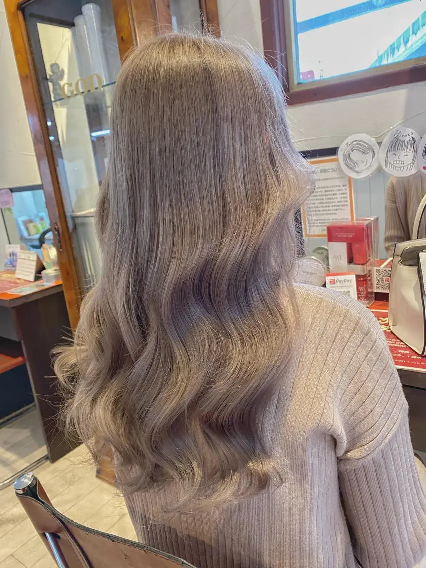 ロング ヘアカラー 🔥金山 諒平🔥のヘアスタイル