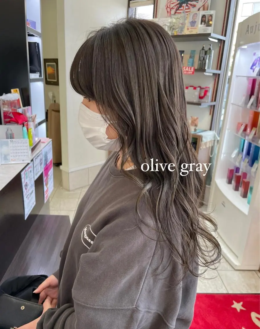 セミロング カラー カット ヘアカラー トリートメント コレットヘアー 田中アヤノのヘアスタイル