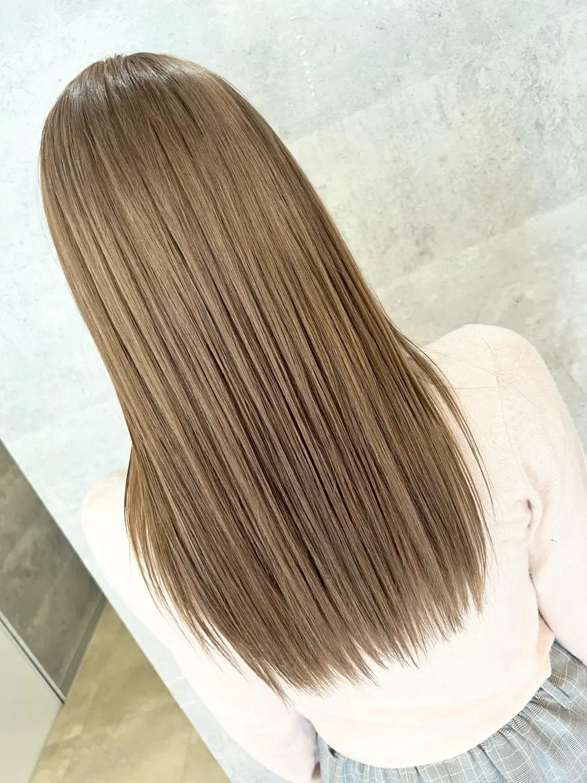 カラー ベージュカラー ミルクティーベージュ 寺嶋 貴大のヘアスタイル