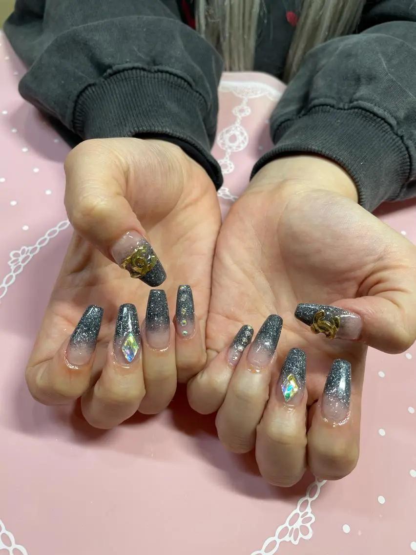 セミロング ネイル ストーンネイル ハンドネイル 《LB》ラブリエ Nail&eyeのマツエク・マツパデザイン