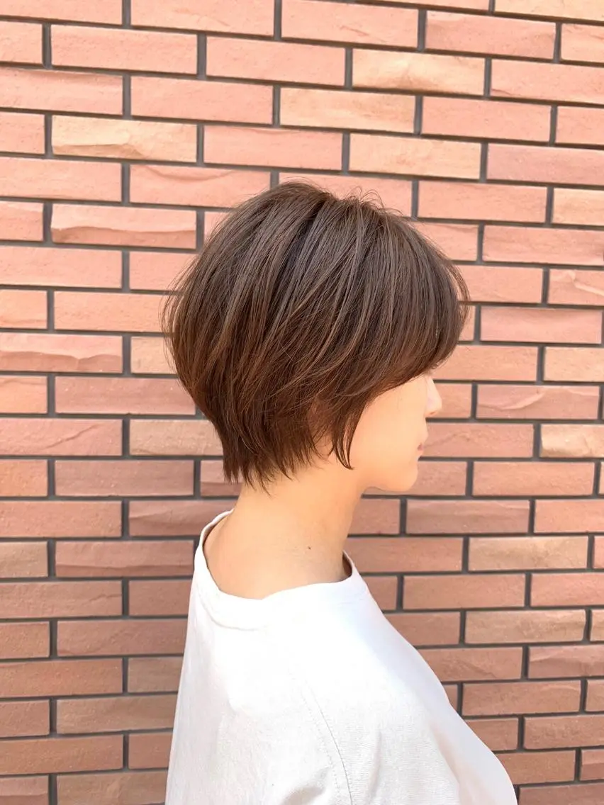 ショート ハイライト ショートヘア 縮毛矯正/白髪ぼかし ショートボブ/鈴木のヘアスタイル
