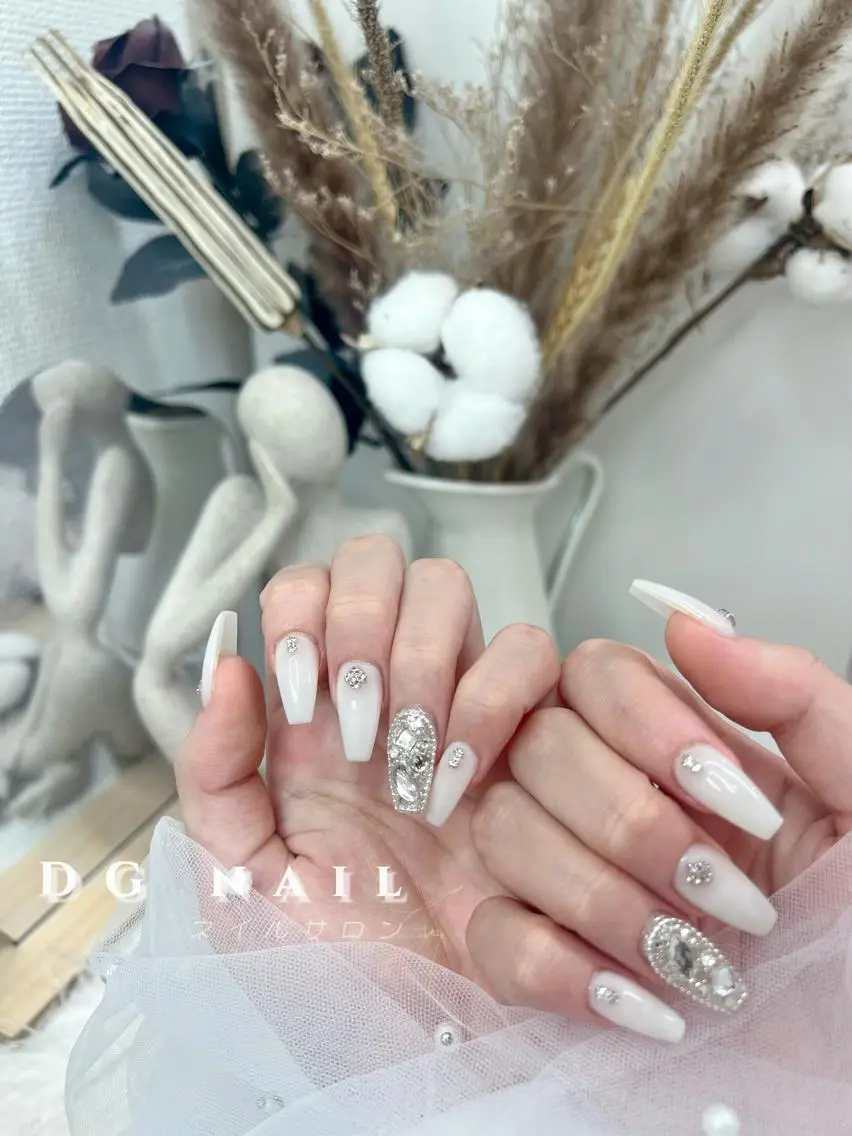 ネイル ハンドネイル DG nailのネイルデザイン