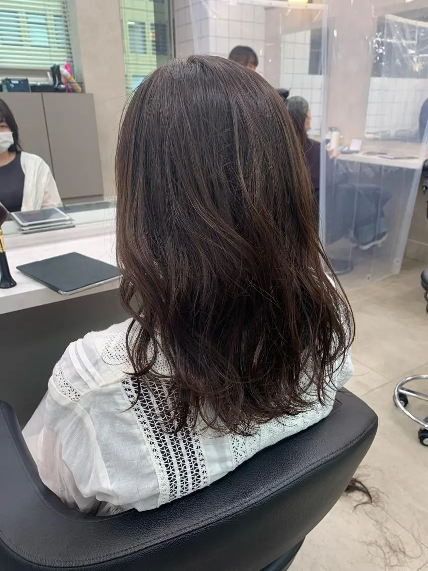 セミロング 【丁寧なカウンセリ ング】MIHOのヘアスタイル