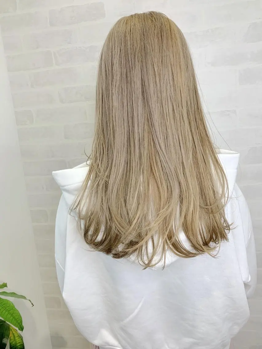 ロング カラー カット ヘアカラー トリートメント 村山 美空のヘアスタイル