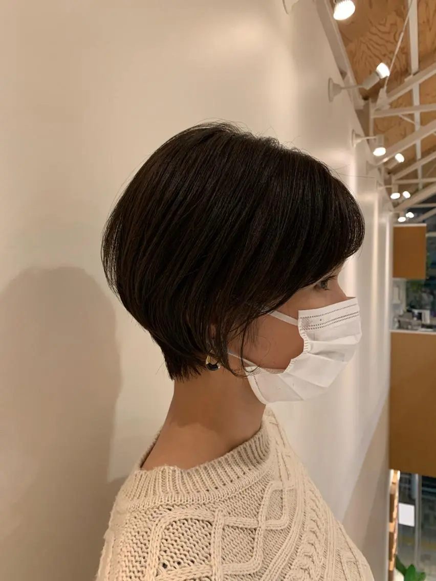 ショート カラー 丸みショート 顔周りカット ショートヘア サイドバング 小顔カット 中尾 文哉のヘアスタイル