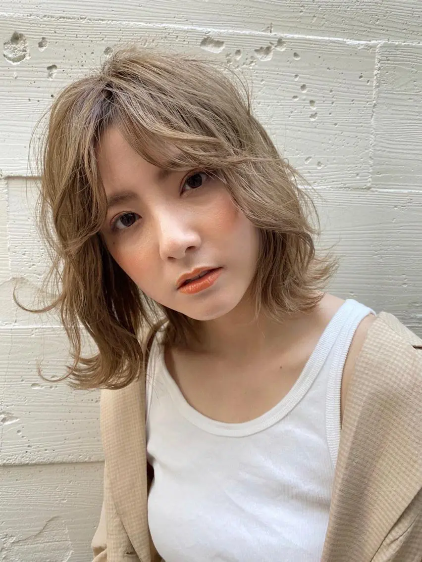 ミディアム カット ヘアカラー トリートメント 圧倒的な質感🧡 髪質改善/丸山晴菜のヘアスタイル