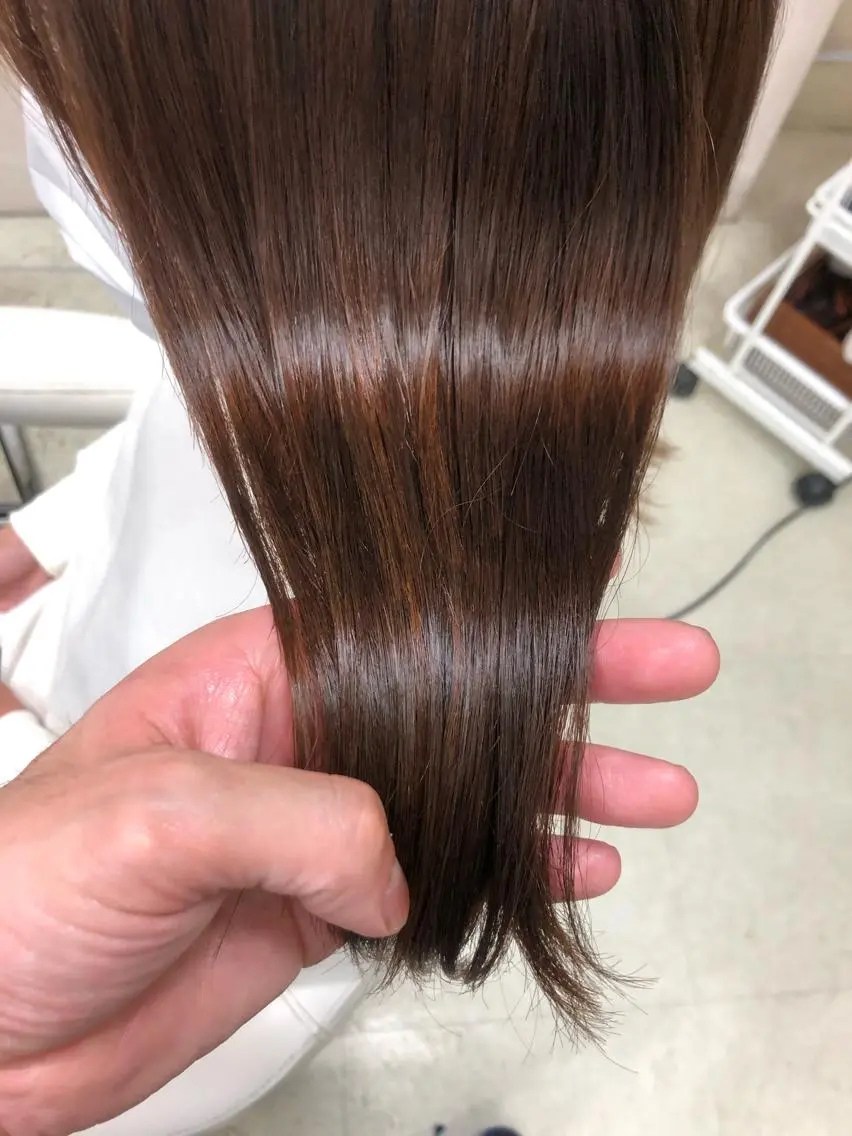 ミディアム 縮毛矯正 カット 縮毛矯正 le. pidorgeのヘアスタイル