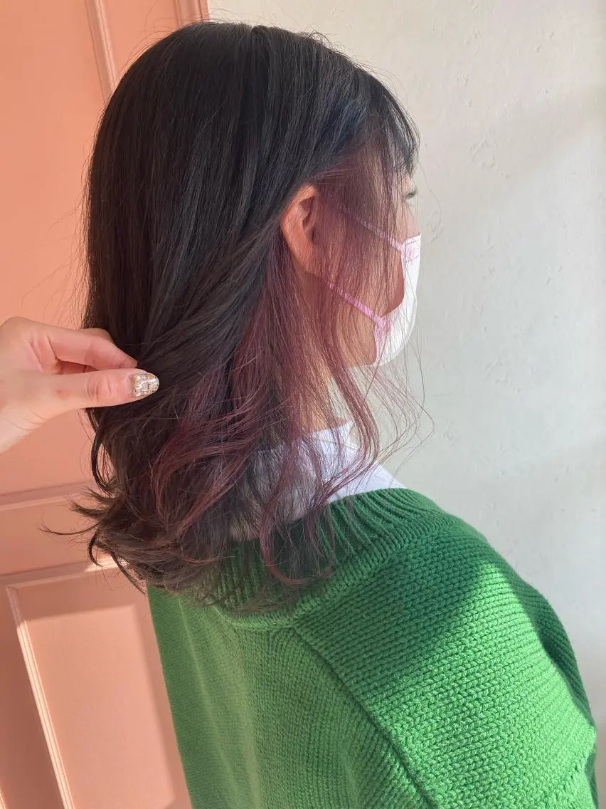 ミディアム ヘアカラー 梛木 唯のヘアスタイル