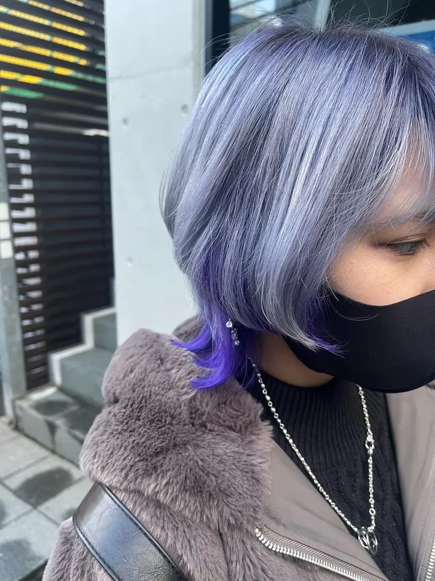 ショート カラー ブルーカラー ブルーパープル グレージュ パープルカラー ウルフカット カット ヘアカラー トリートメント 原宿サロン代表 デザインカラー伊藤卓のヘアスタイル