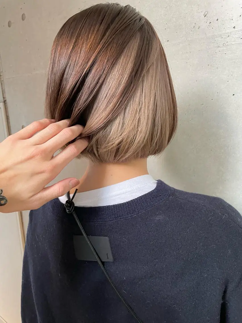 ショート ボブ カット ヘアカラー トリートメント 上品な大人レイヤー 🍀渋谷🍀濱口敬太のヘアスタイル