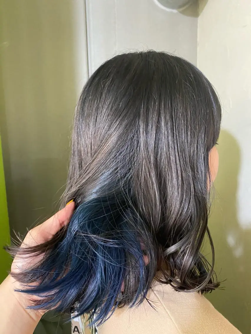 セミロング カラー ブルーカラー インナーカラー 髪質改善サロン 梅田/ヨナミネのヘアスタイル