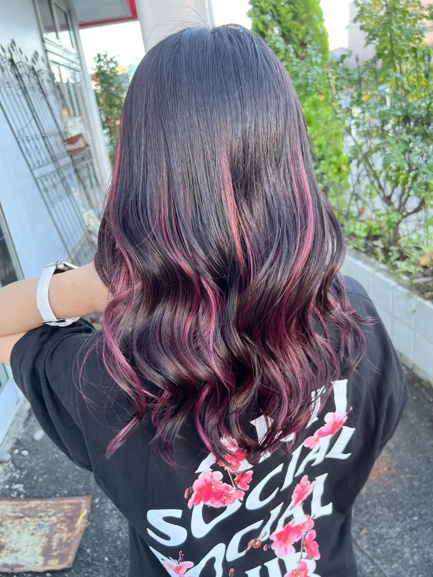 セミロング ハイライト 下條 真のヘアスタイル