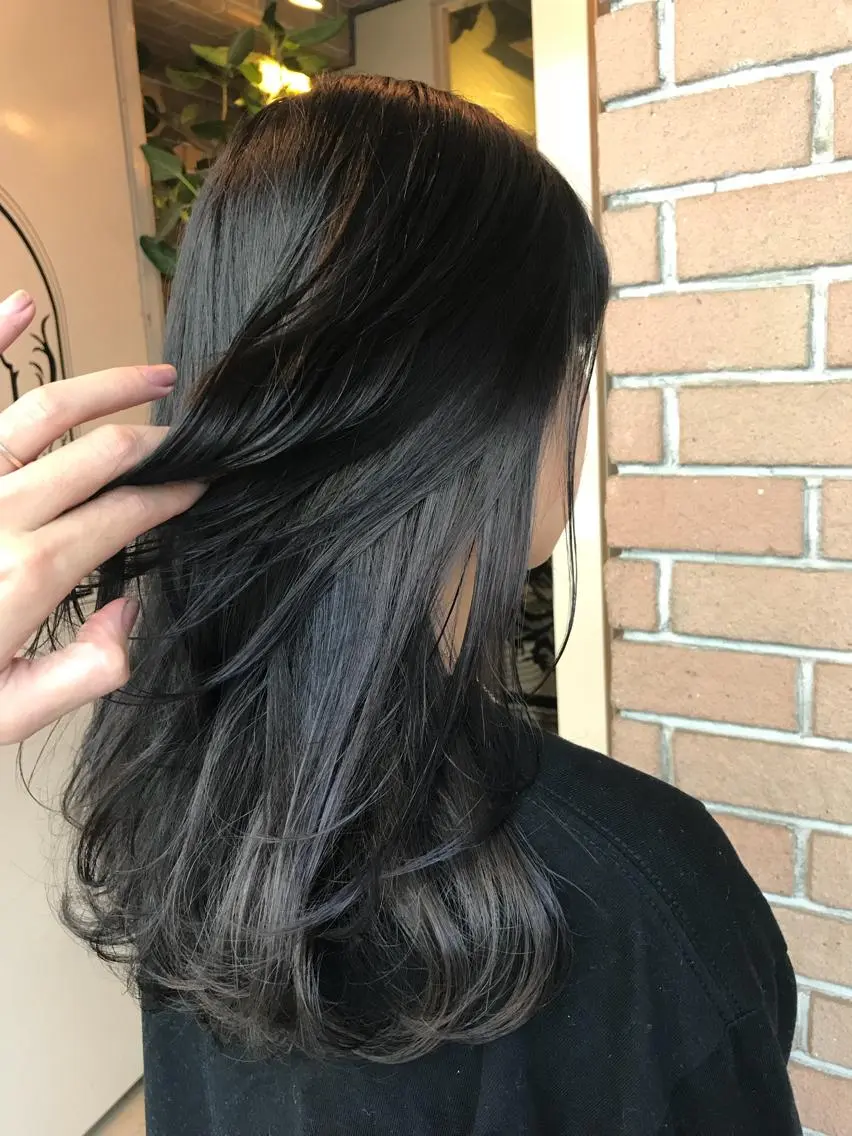 セミロング カラー パーマ ヘアアレンジ メンズ キッズ ネイル マツエク・マツパ グレージュ サロンドミルク 渋谷高比良のヘアスタイル