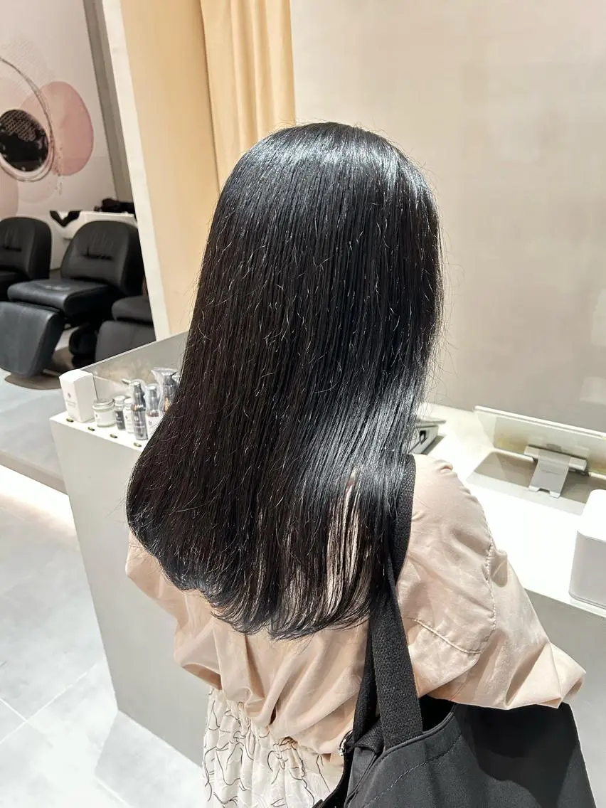 ロング カラー 黒髪 ブルーカラー ブルーブラック ヘアカラー トリートメント ヘアセット 垢抜け/レイヤー /艶カラー🪼風香のヘアスタイル