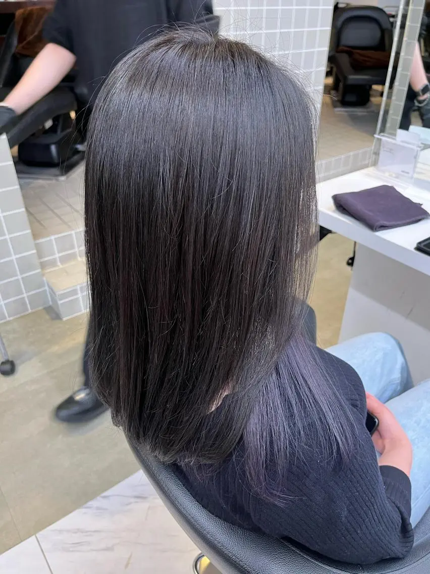 セミロング ヘアカラー トリートメント ヘッドスパ ヘアセット 寒色/ベージュヘア ブリーチありMiOのヘアスタイル
