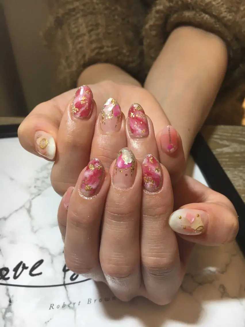 ネイル 持ち込み ハンドネイル LOVE NAIL 💕Sonoのネイルデザイン