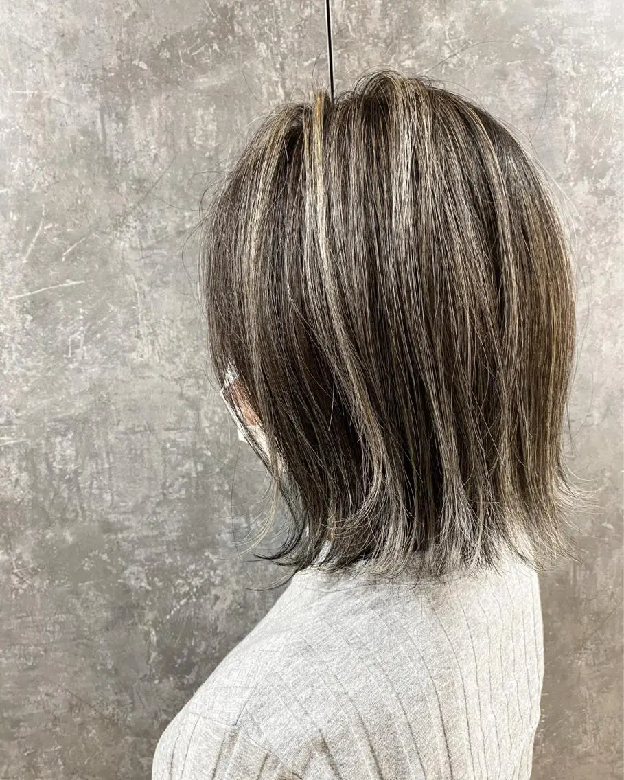 ミディアム レイヤーカット カット ヘアカラー トリートメント ヘアーサロン アルカンシエルのヘアスタイル