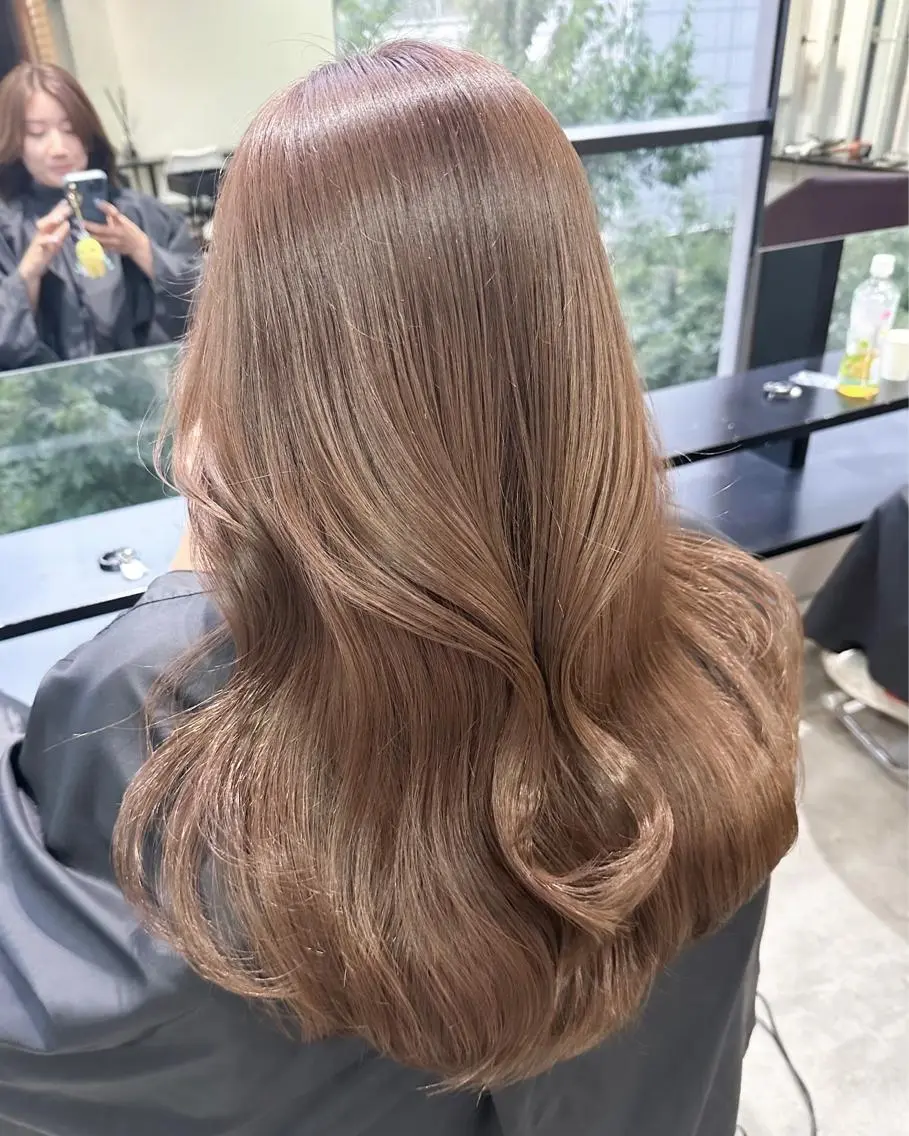 セミロング カラー ブリーチ 透明感カラー ダブルカラー ブリーチなしカラー 韓国風レイヤーカット ryotaのヘアスタイル