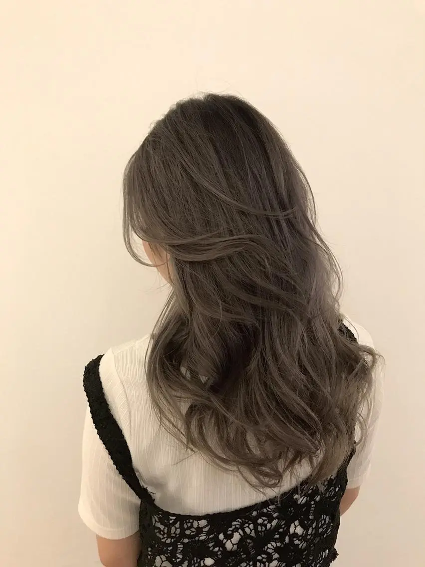 ミディアム カラー パーマ 小顔カット✨ 透明感カラー/村上のヘアスタイル