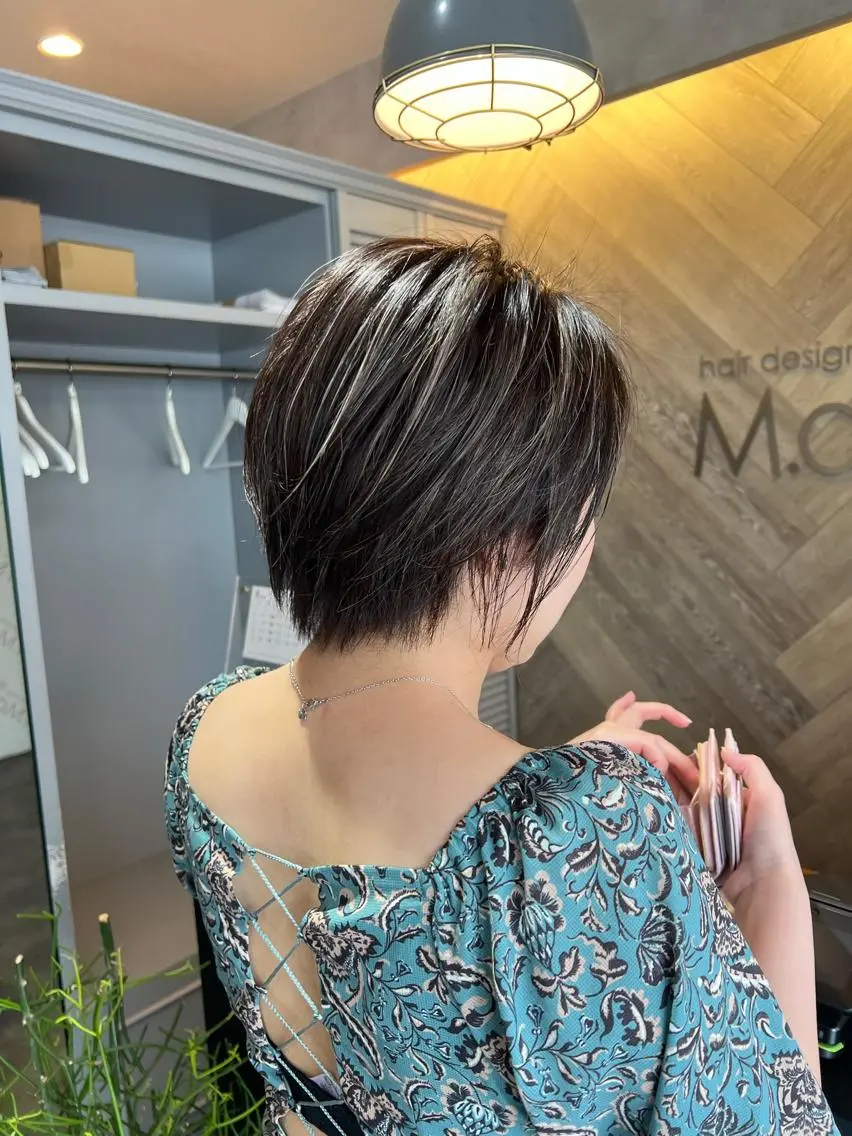 ショート カラー ハイライトカラー ハイライト ヘアカラー 川村 綾のヘアスタイル