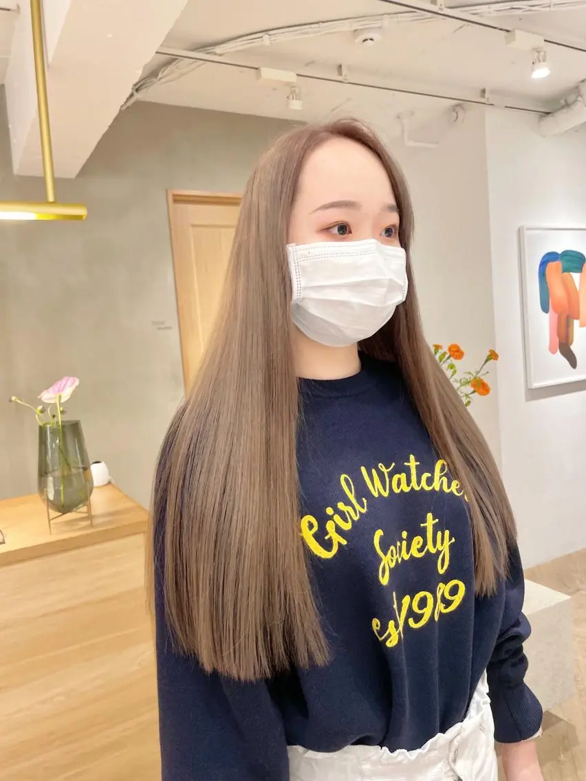ロング 切りっぱなしボブ ラベンダーベージュ ボブ ヘアカラー トリートメント ボブ/縮毛矯正 🌟梅田盛一🌟のヘアスタイル