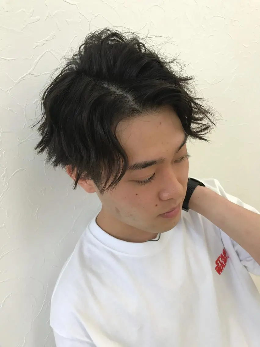 メンズ 縮毛矯正／ 似合わせ／古津遼平のヘアスタイル