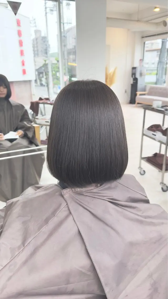 ショート カラー テラモト カズヨシのヘアスタイル