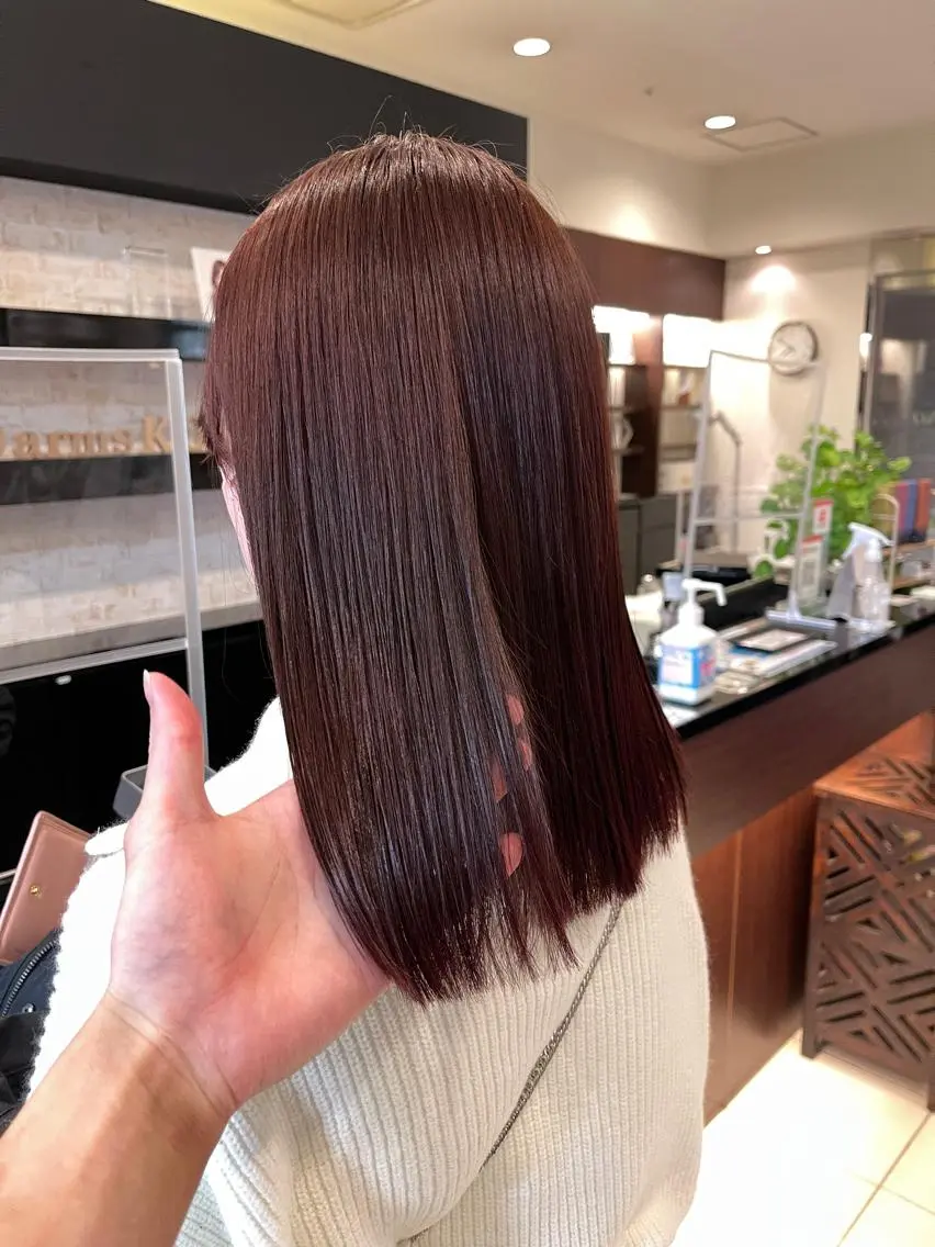 ミディアム カラー ブラウンカラー イヤリングカラー グラデーションカラー ハイライトカラー インナーカラー ヘアカラー トリートメント Kamie みかじりのヘアスタイル