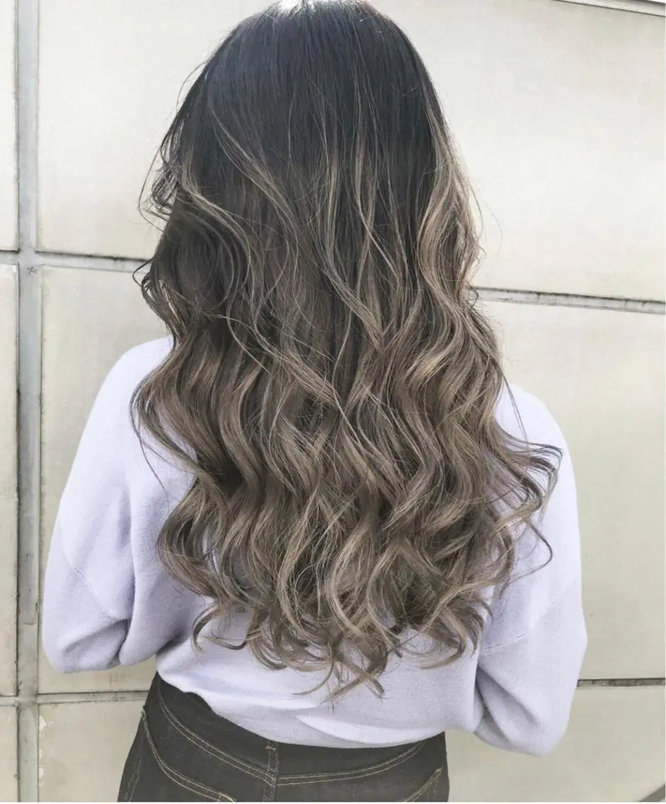 カラー グラデーションカラー ブリーチダブルカラー 【koide】のヘアスタイル