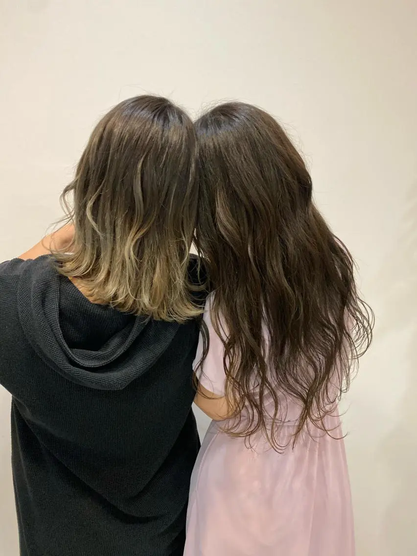 カラー ioe 岡本のヘアスタイル