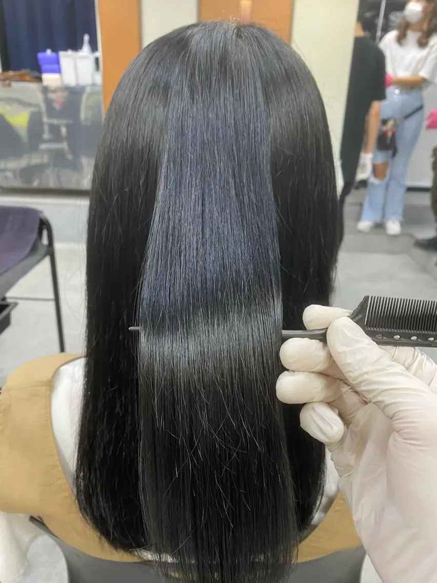 ミディアム カラー パーマ ヘアアレンジ ネイル マツエク・マツパ 韓国風ベージュ🤎 赤みなし🌿横浜🤎のヘアスタイル