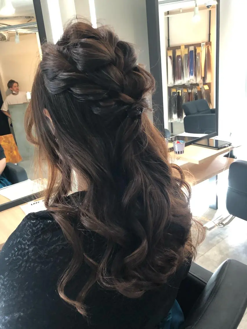 ロング ヘアアレンジ ハーフアップ 結婚式・ブライダル レイヤー/エクステ alpha下妻のヘアスタイル