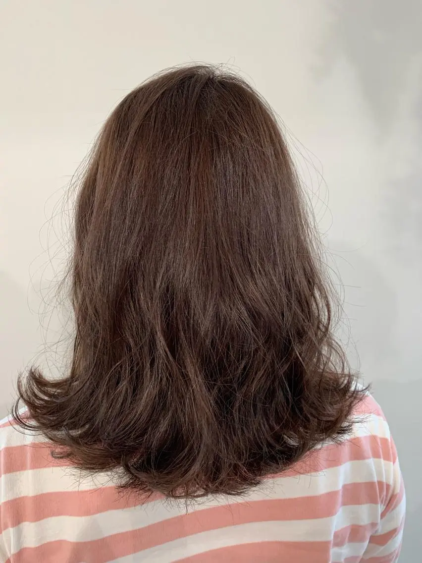 セミロング カラー パーマ ヘアアレンジ 加藤 綾華のヘアスタイル