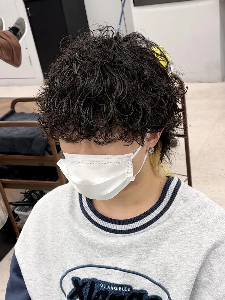 ショート 京都河原町 メンズパーマ助川龍哉のヘアスタイル