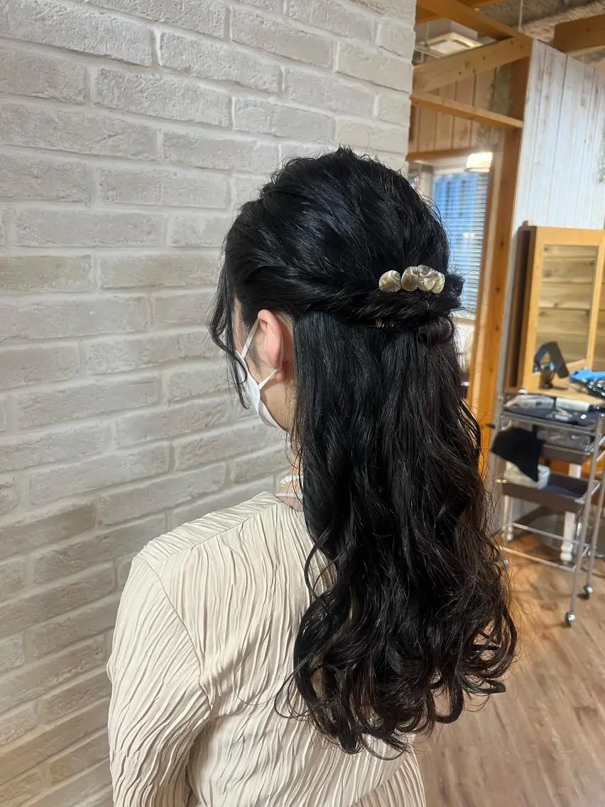 ロング ヘアアレンジ Topstylist YUKIのヘアスタイル