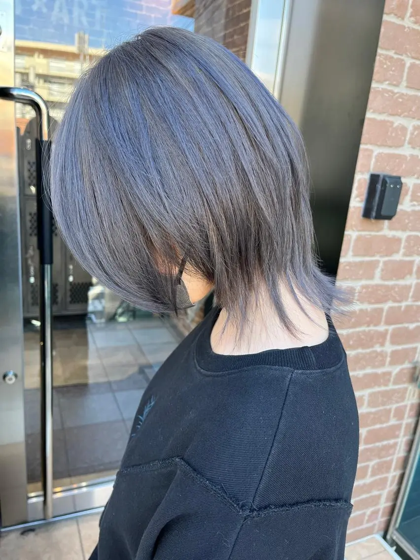 ミディアム カラー パーマ ヘアアレンジ メンズ キッズ ネイル マツエク・マツパ アイブロウ メンズブリーチ メンズハイライト メンズインナーカラー メンズ韓国風 ブリーチ 久木原 ゆりのヘアスタイル